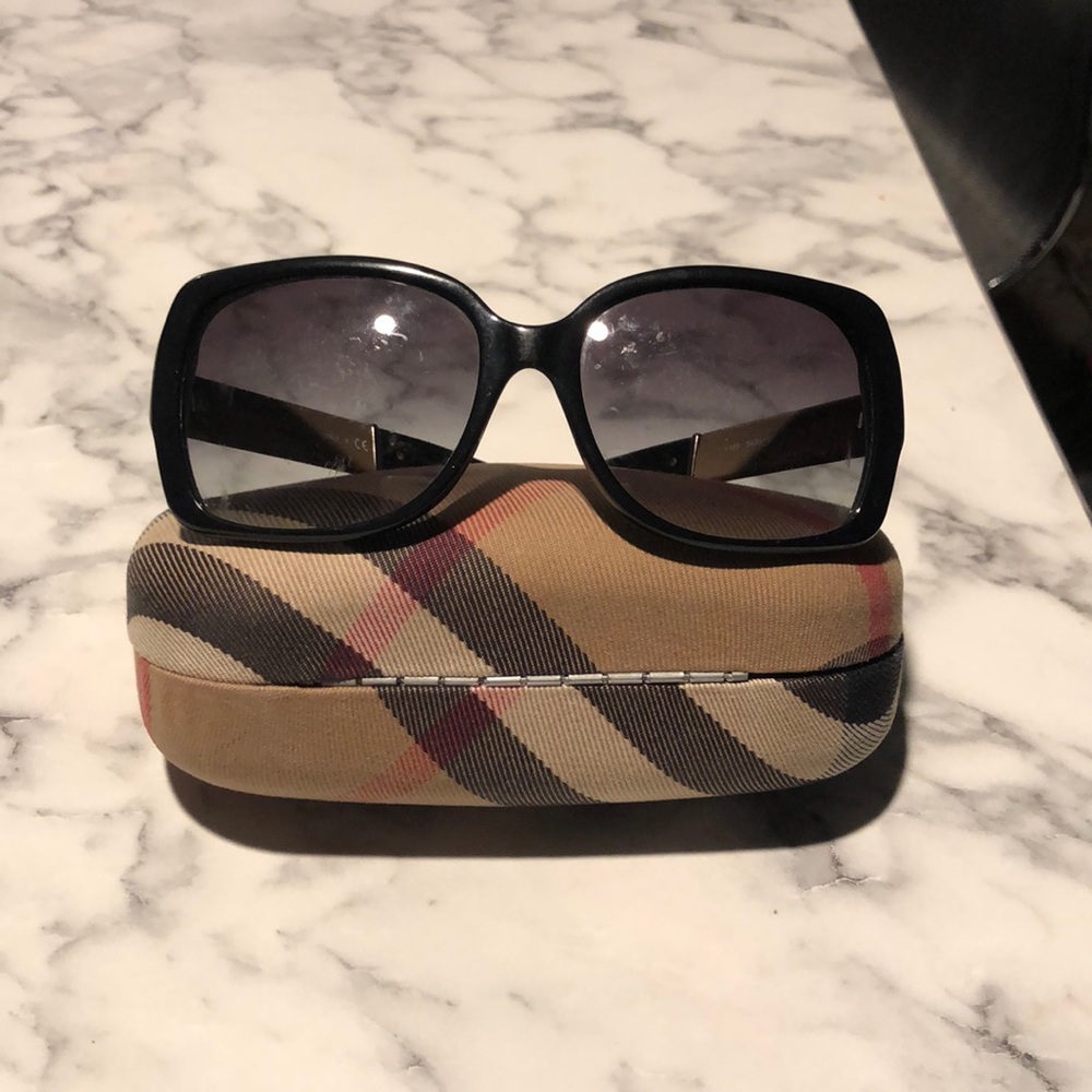 Burberry sunglasses